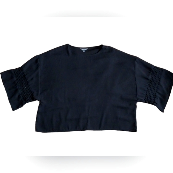 Kenneth Cole Reaction Cropped Blouse for Women 100% Polyester sz Medium Black - Picture 2 of 7